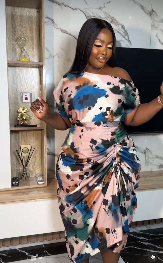 Floral ruched off-shoulder midi